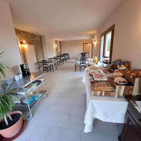 Il Vecchio Olivo Alloggio per agriturismo Castagneto Carducci