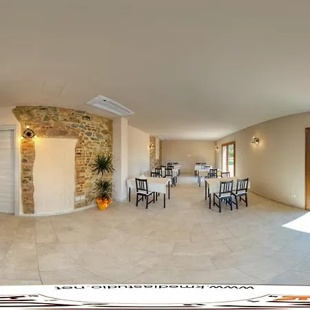 Il Vecchio Olivo Farm stay *