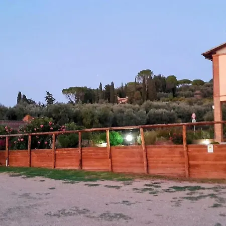 Farm stay Il Vecchio Olivo *